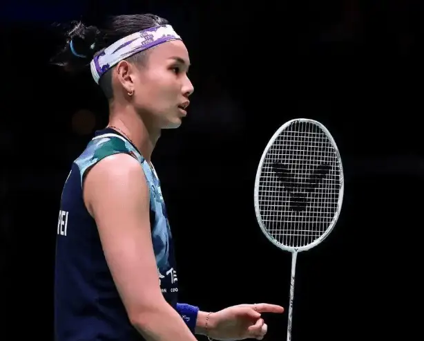 OMYiT, 不甘与落寞 OMYiT, 不甘与落寞